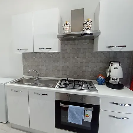 Διαμέρισμα Sicilia House Bluchic *